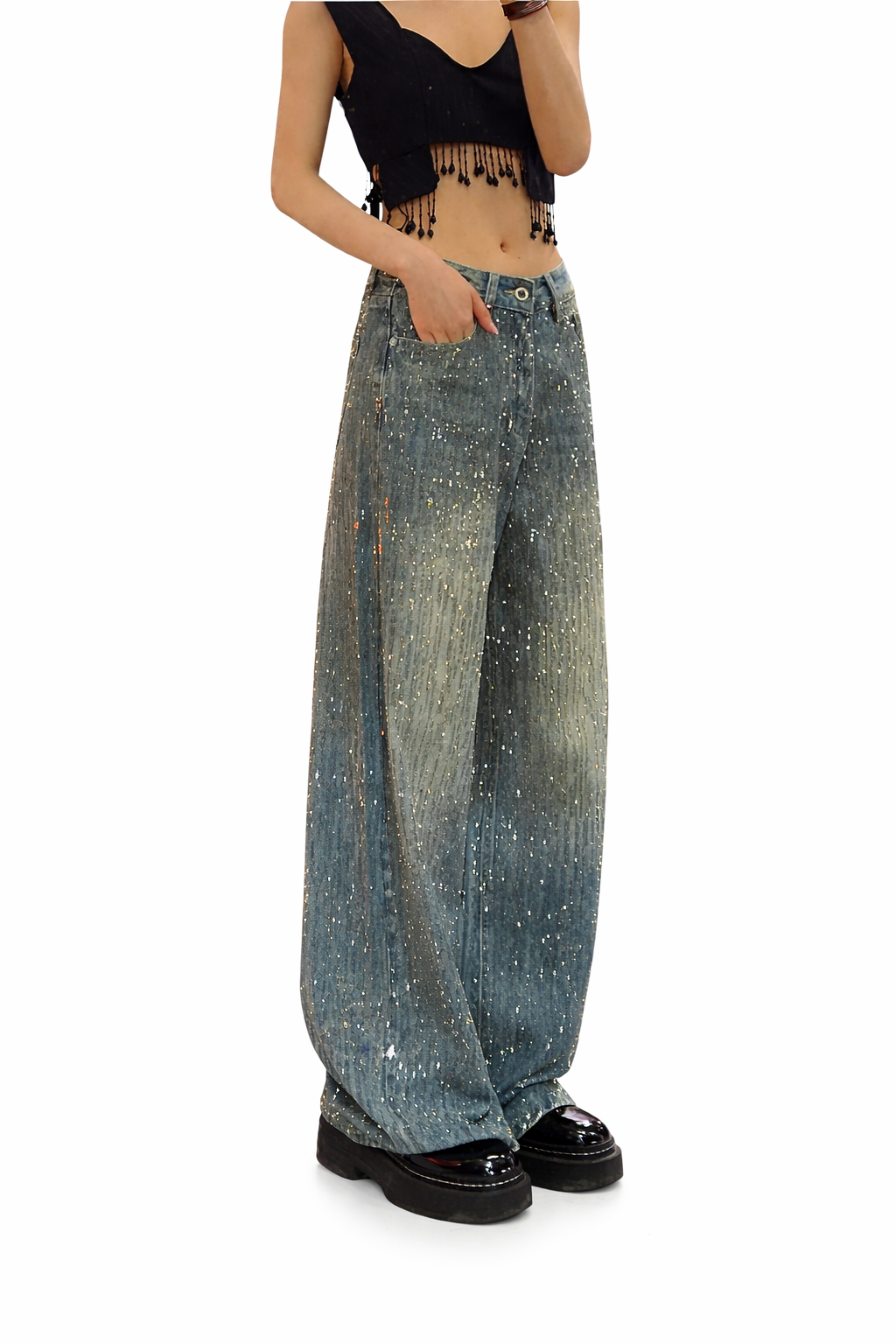 Pantalones vaqueros patchwork para mujer de la marca GUSAINO, con diseño colorido y estilo casual.