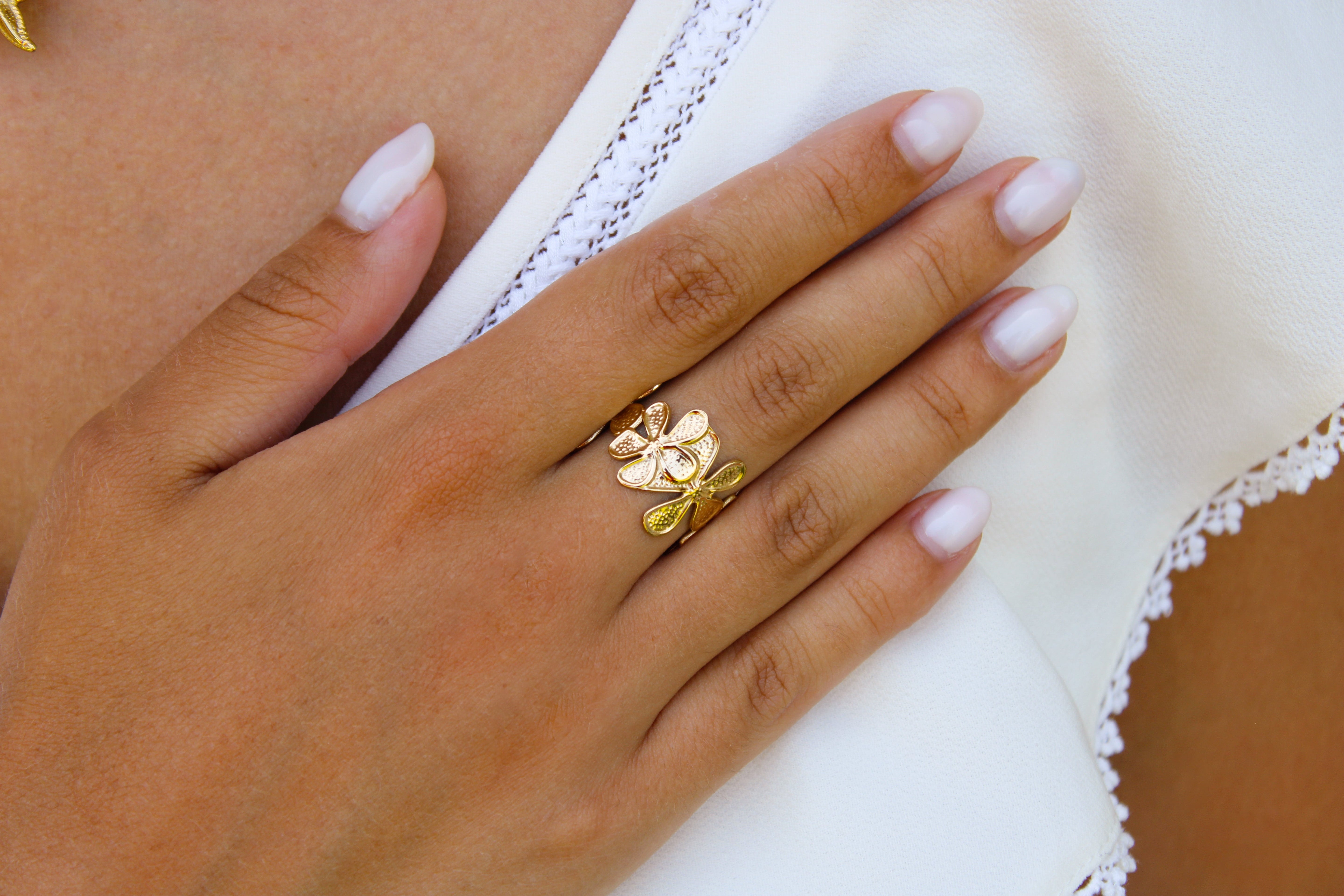 Lila | Anillo de flores de acero inoxidable - Gala Martínez