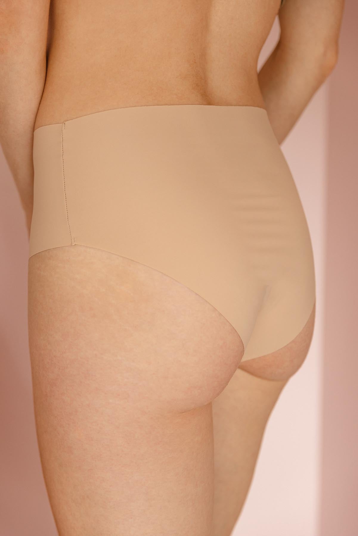 Braguita de cintura alta sin costuras - Beige - Gala Martínez